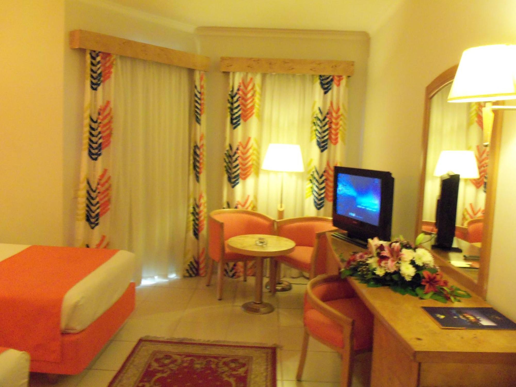 Gafy Aqua Park 4*