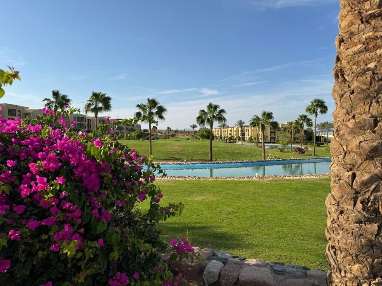 Apartment Golf Hights Luxury Apartment- Brand New