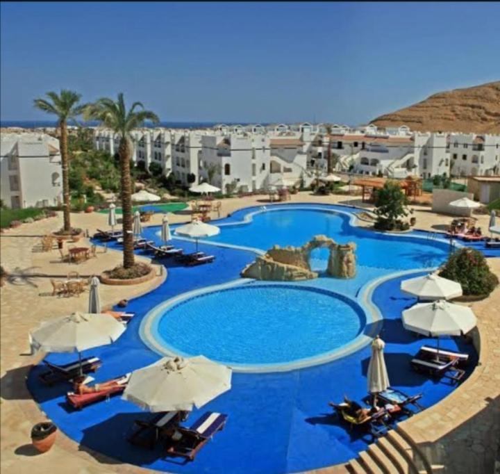 B1513ريفيرا فاخر للايجار Apartment *