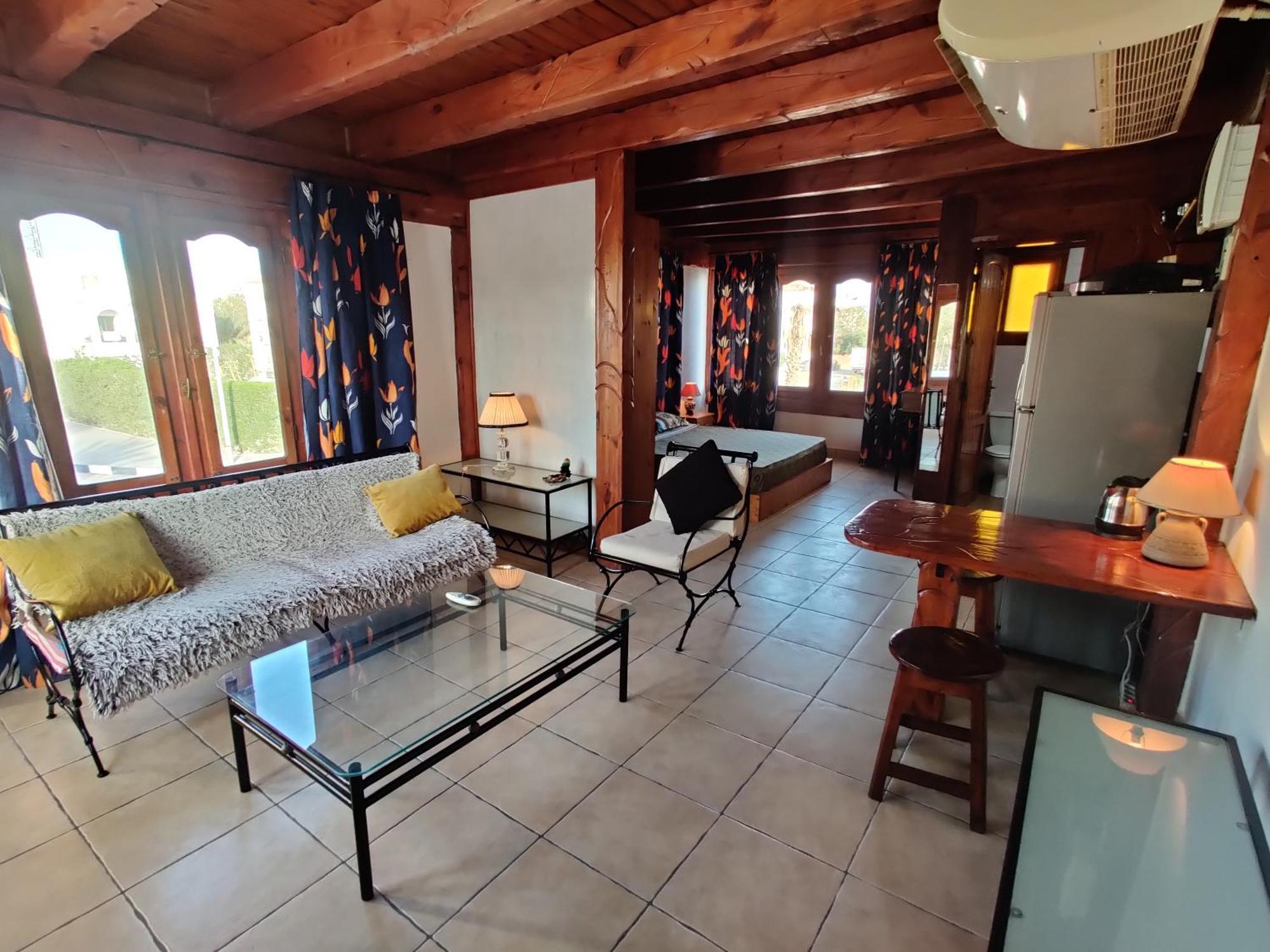 Apartment Abouseif *