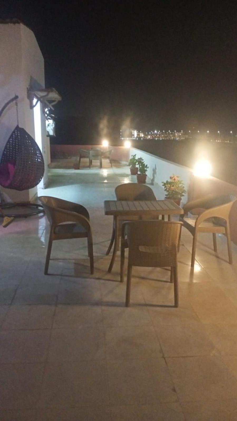 Luxury Sea-view Flat *