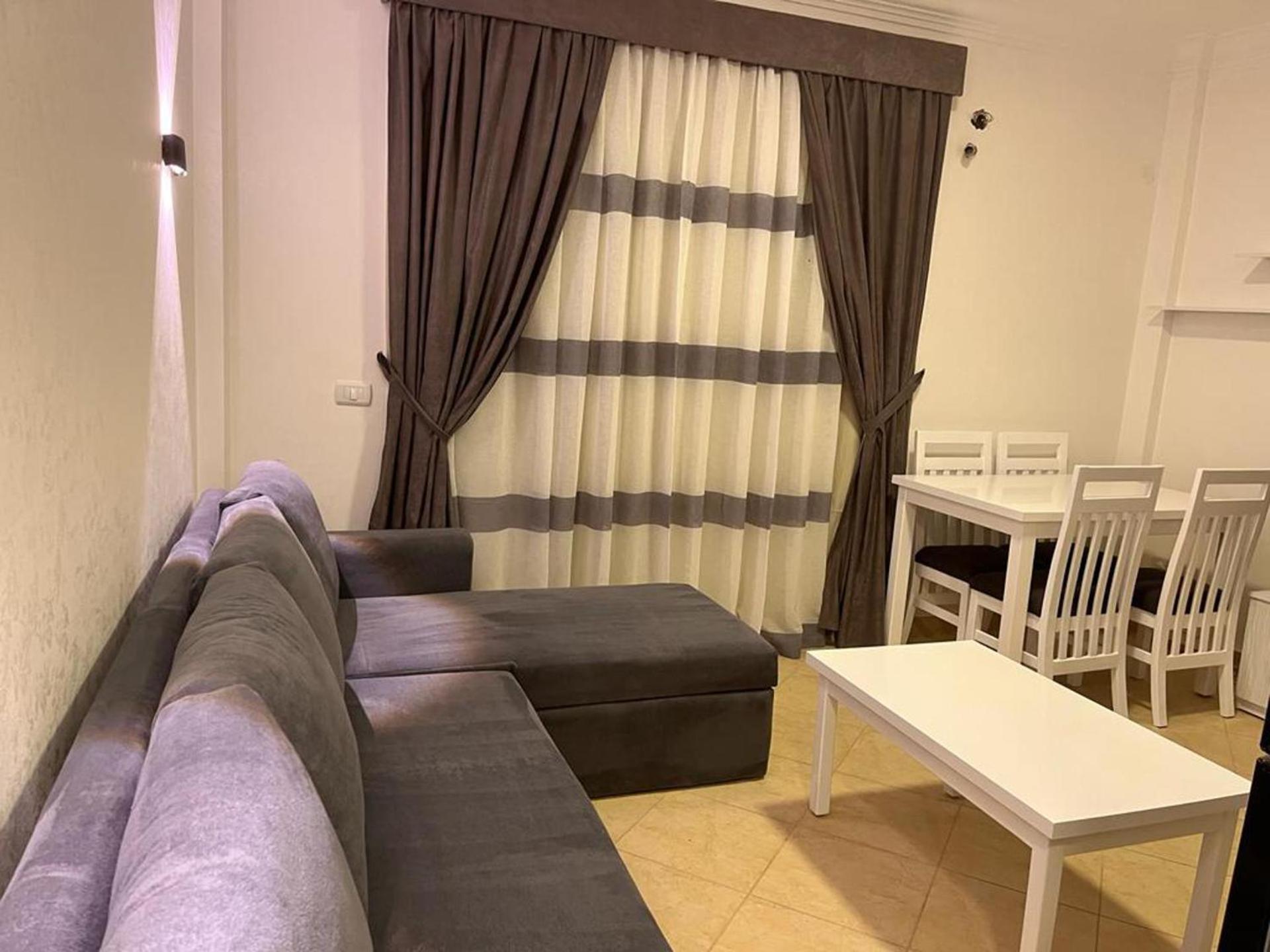 Luxury In Apartment *