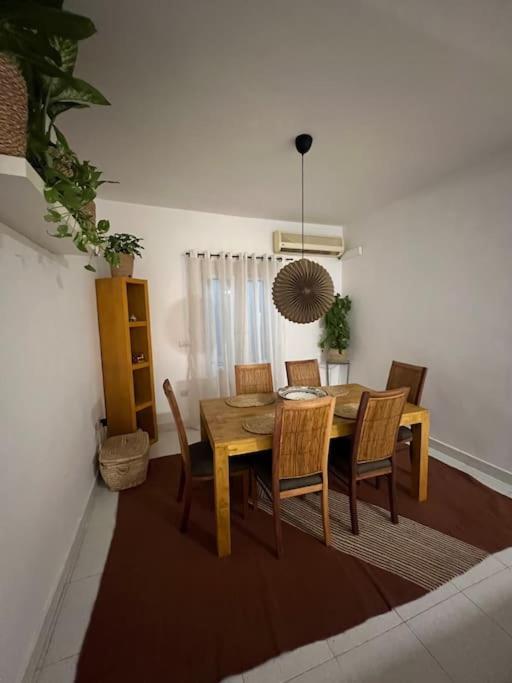 Amazing 2-bed Private With Shared Pools Apartment *