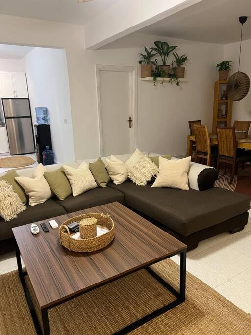 Amazing 2-bed Private With Shared Pools Apartment