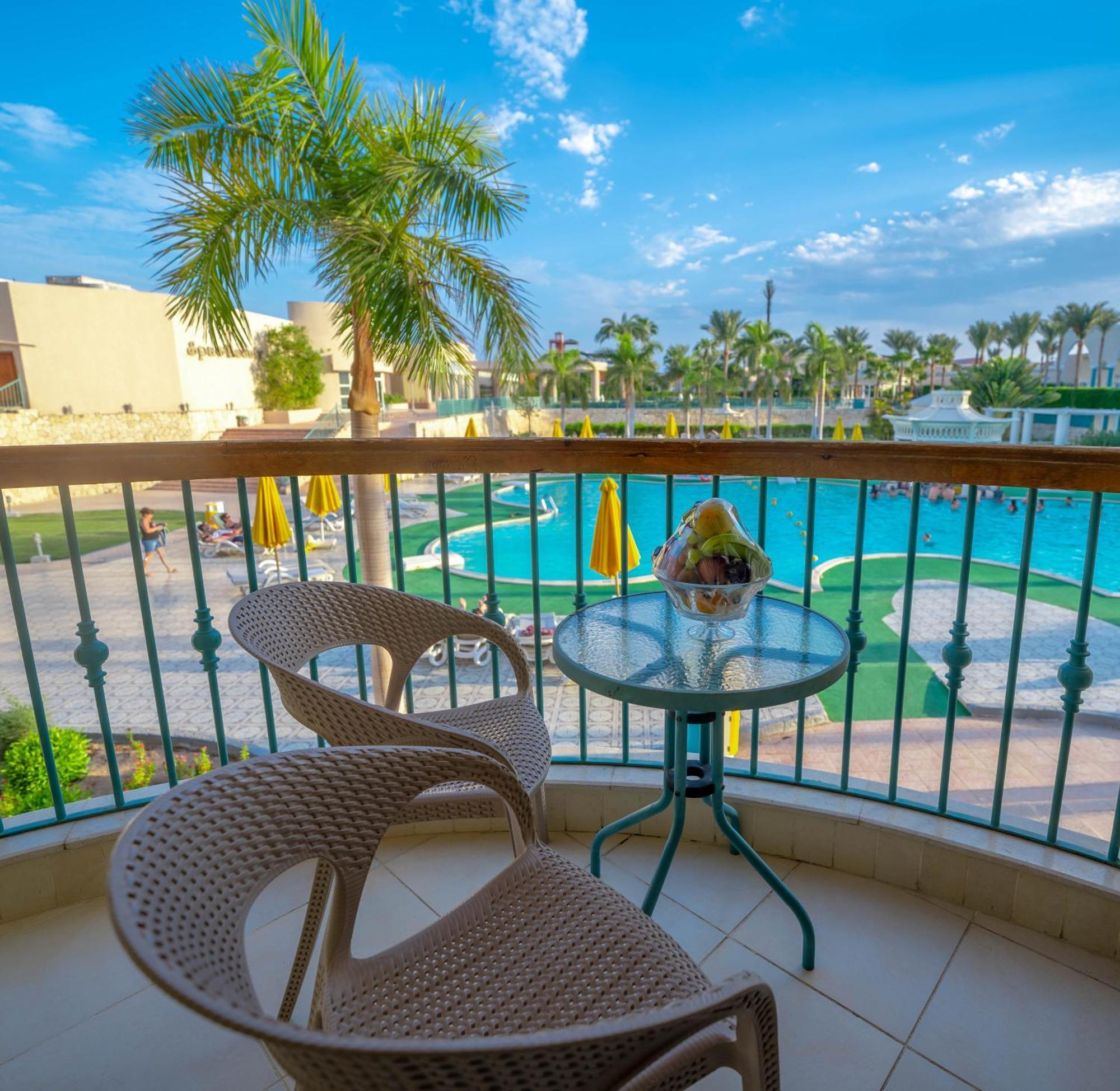 Resort Aurora Oriental
