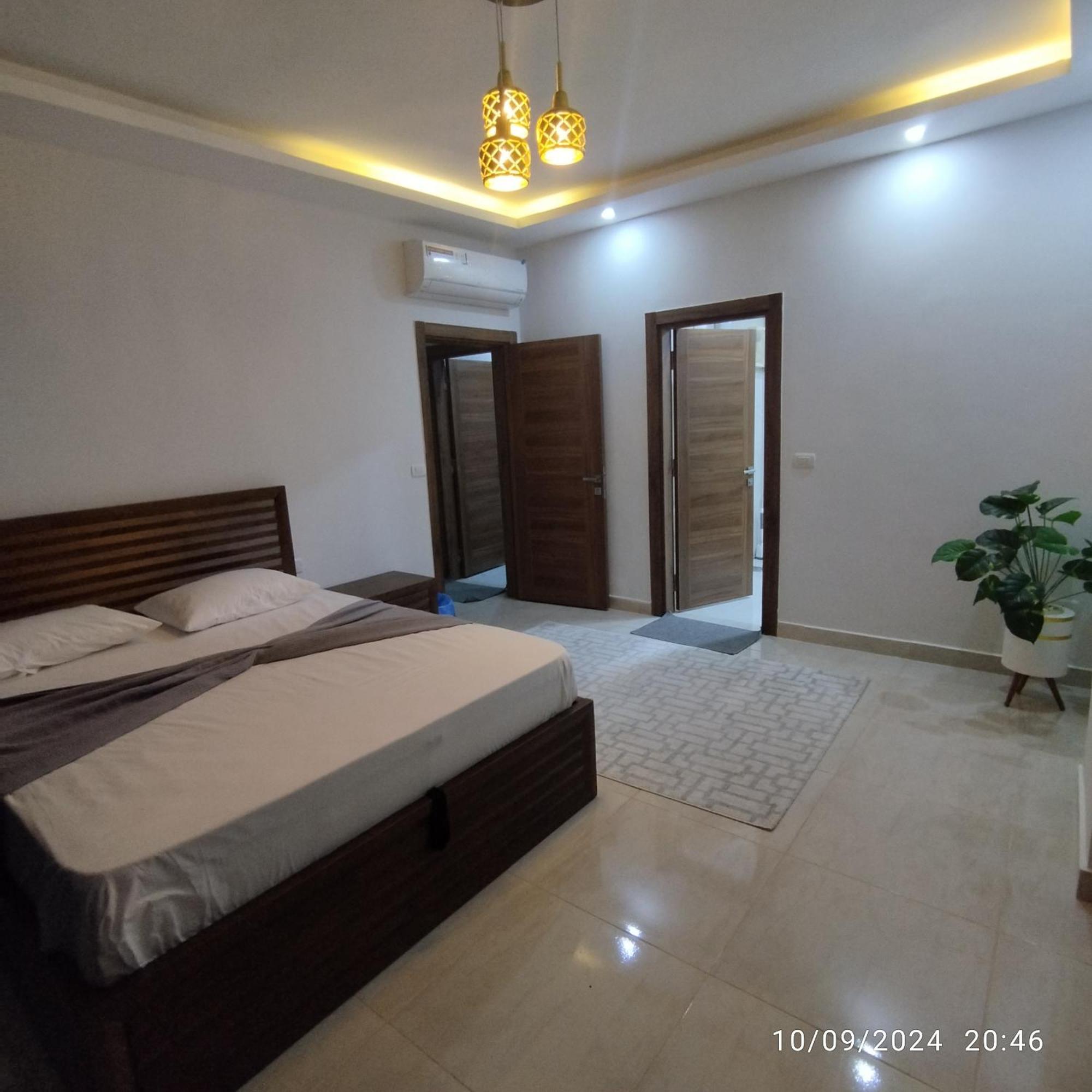 2 Bedrooms Downtown Sheikh