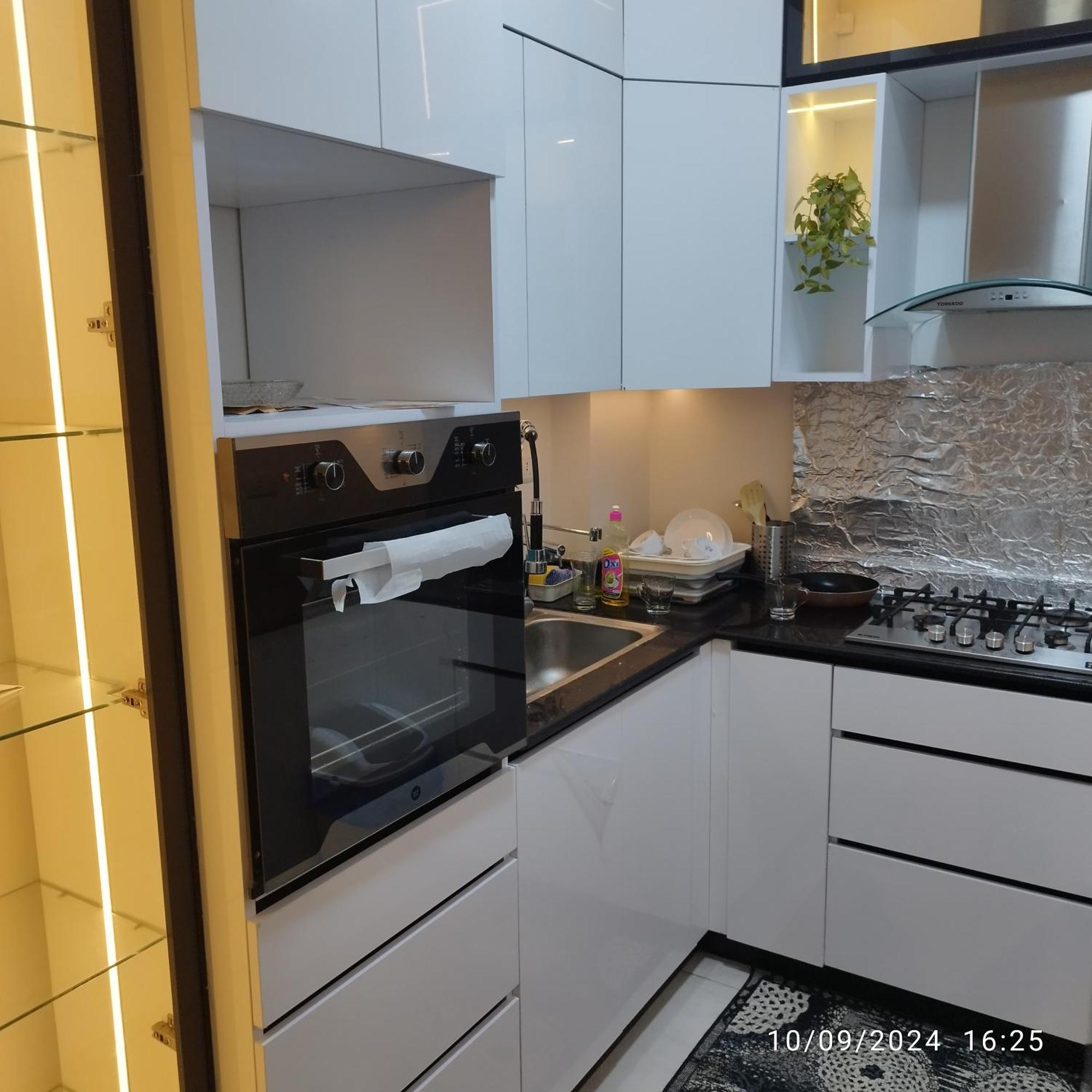 Apartment 2 Bedrooms Downtown Sheikh