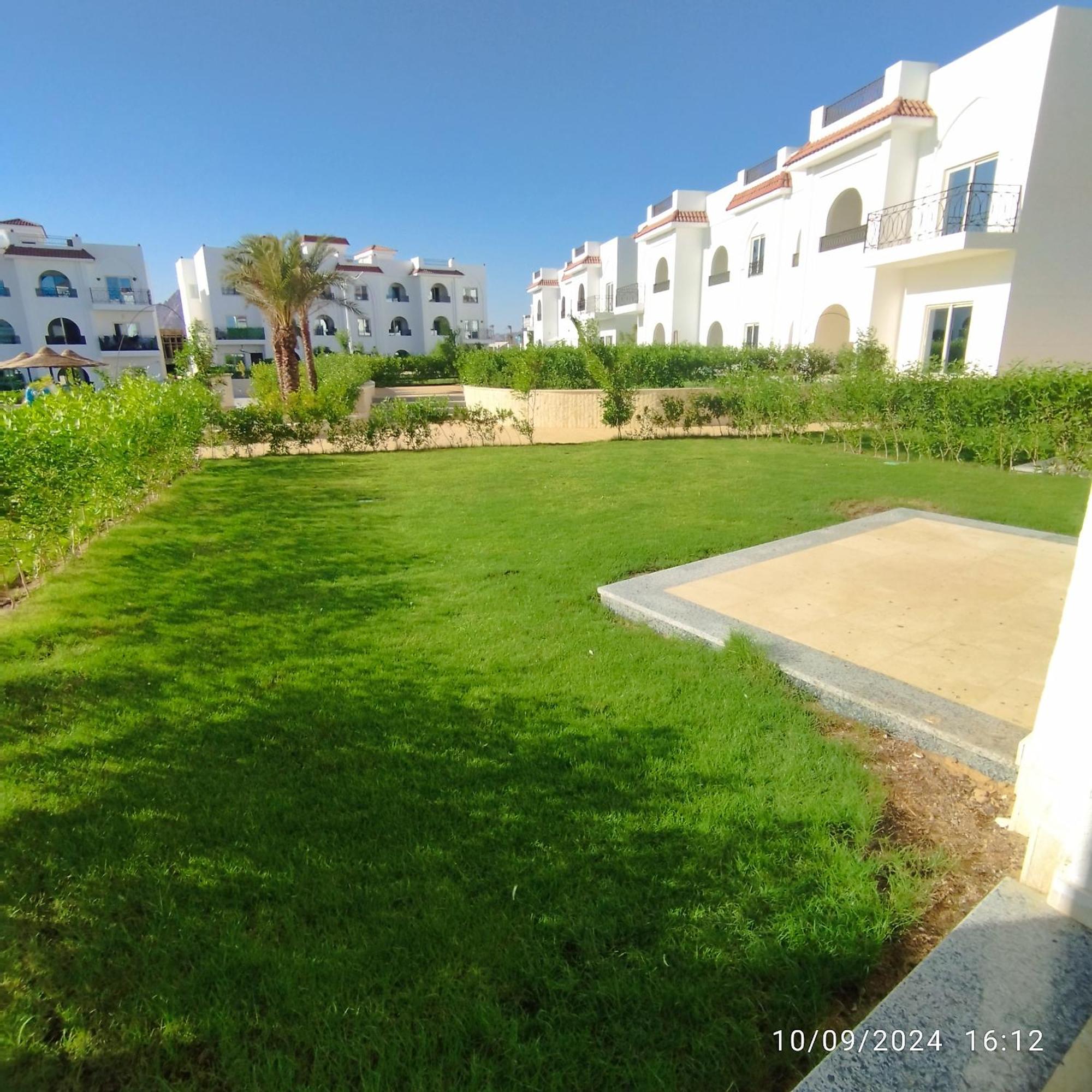 2 Bedrooms Downtown Sheikh Apartment *
