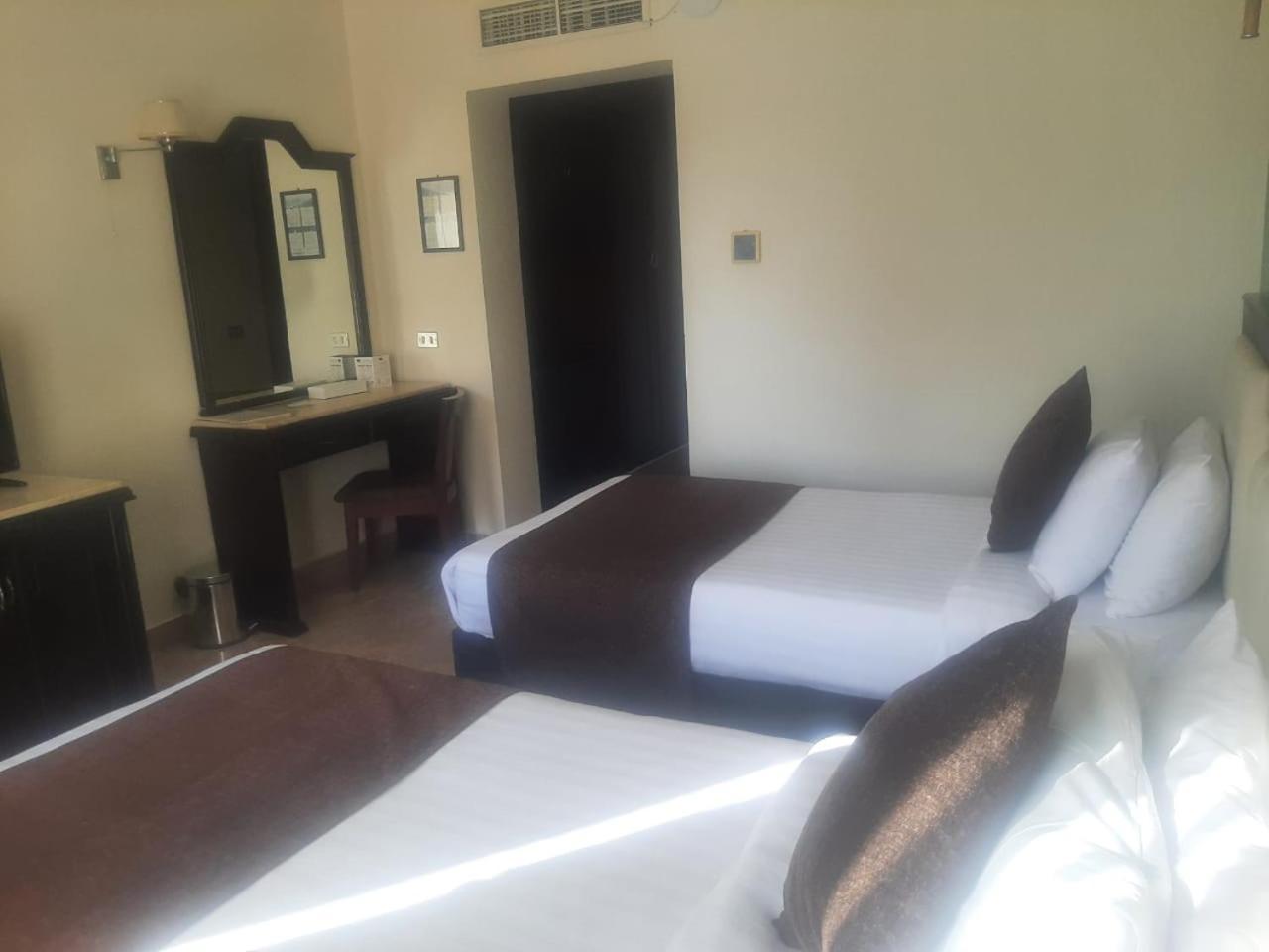 Tivoli Hotel 4*