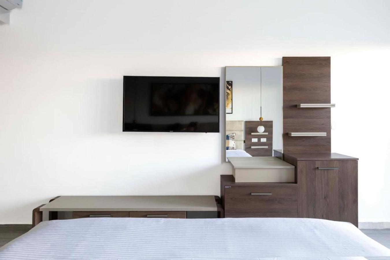 Luxury At Royal Sunny