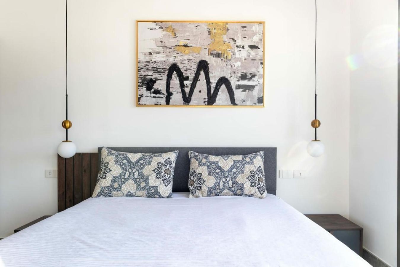 Luxury At Royal Sunny Villa *