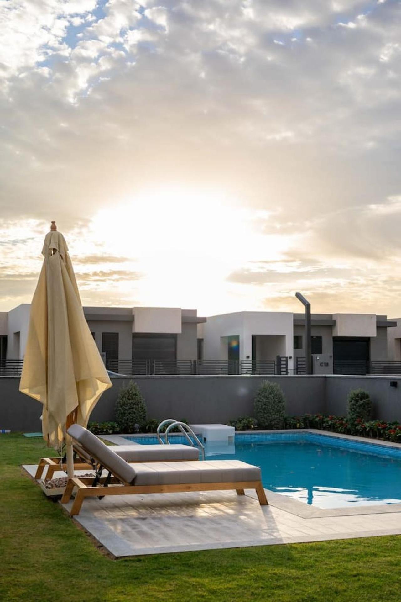 Villa Luxury At Royal Sunny