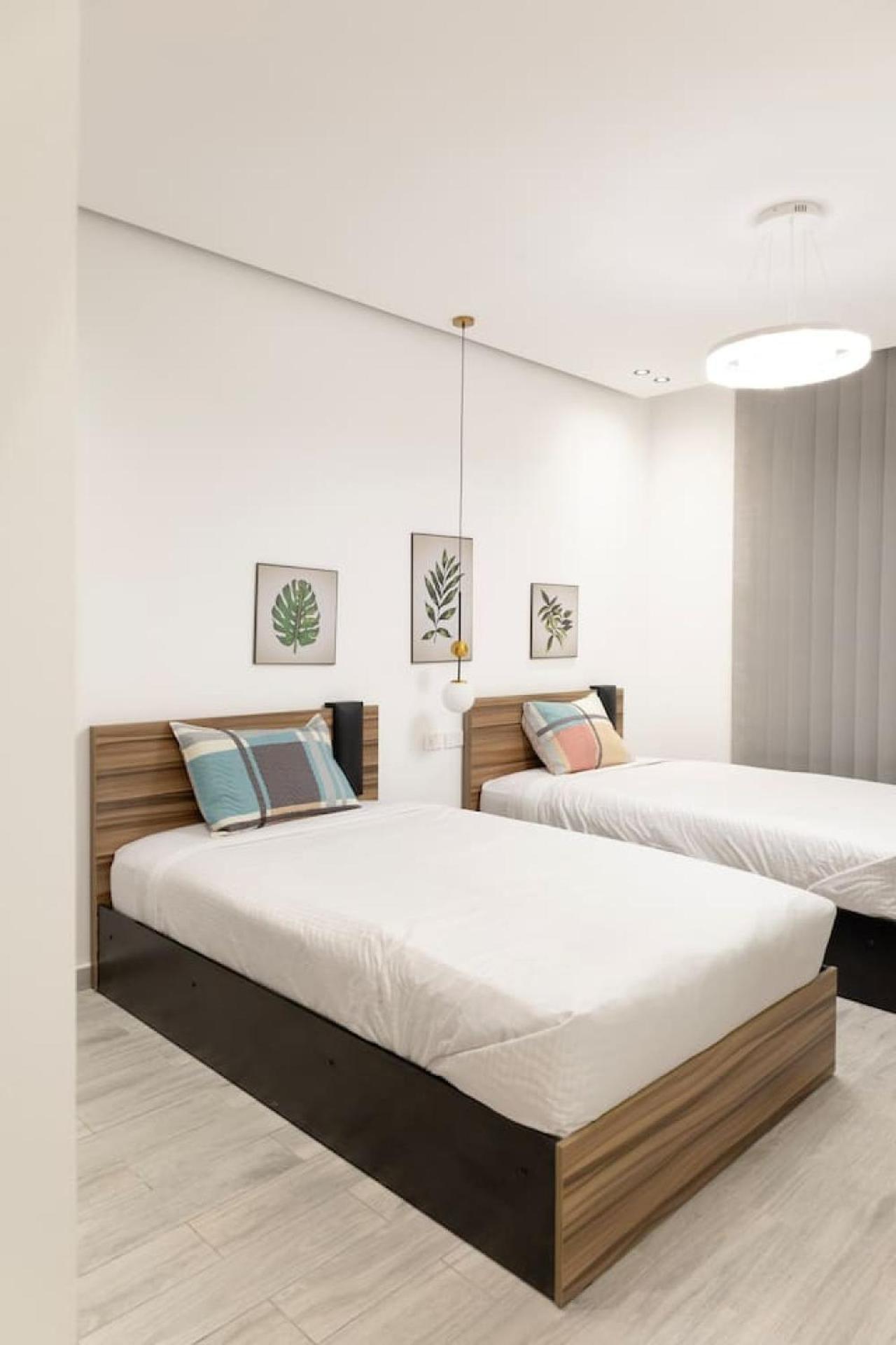 Luxury At Royal Sunny Villa *