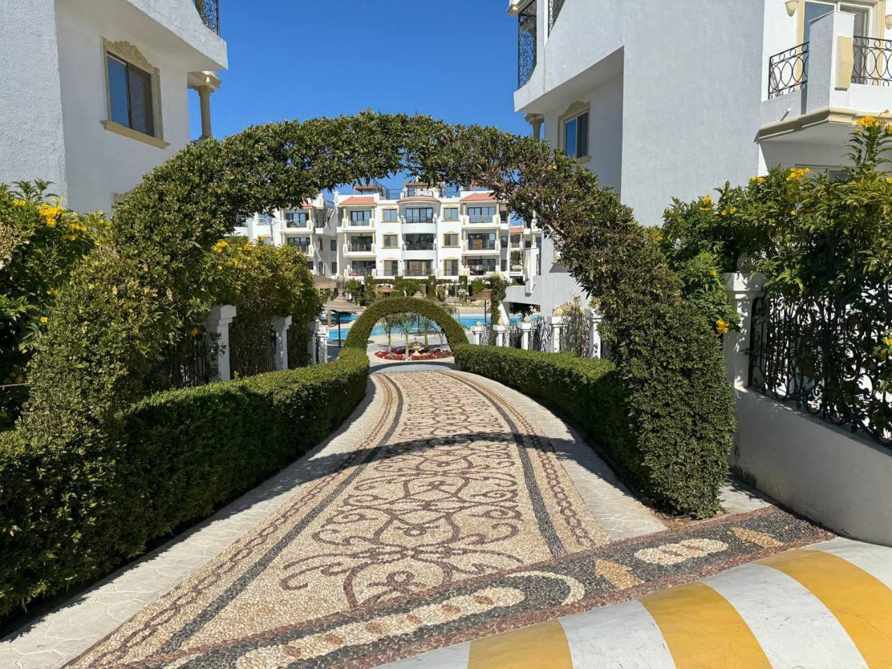 Hills Apartment