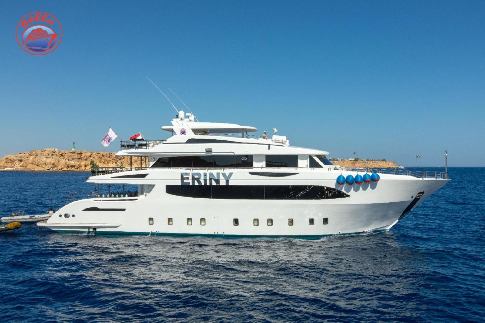 Bella Liveaboard Botel