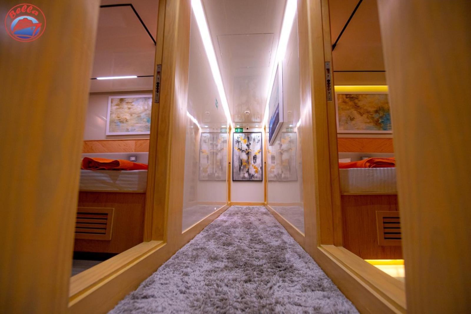 Bella Liveaboard Botel