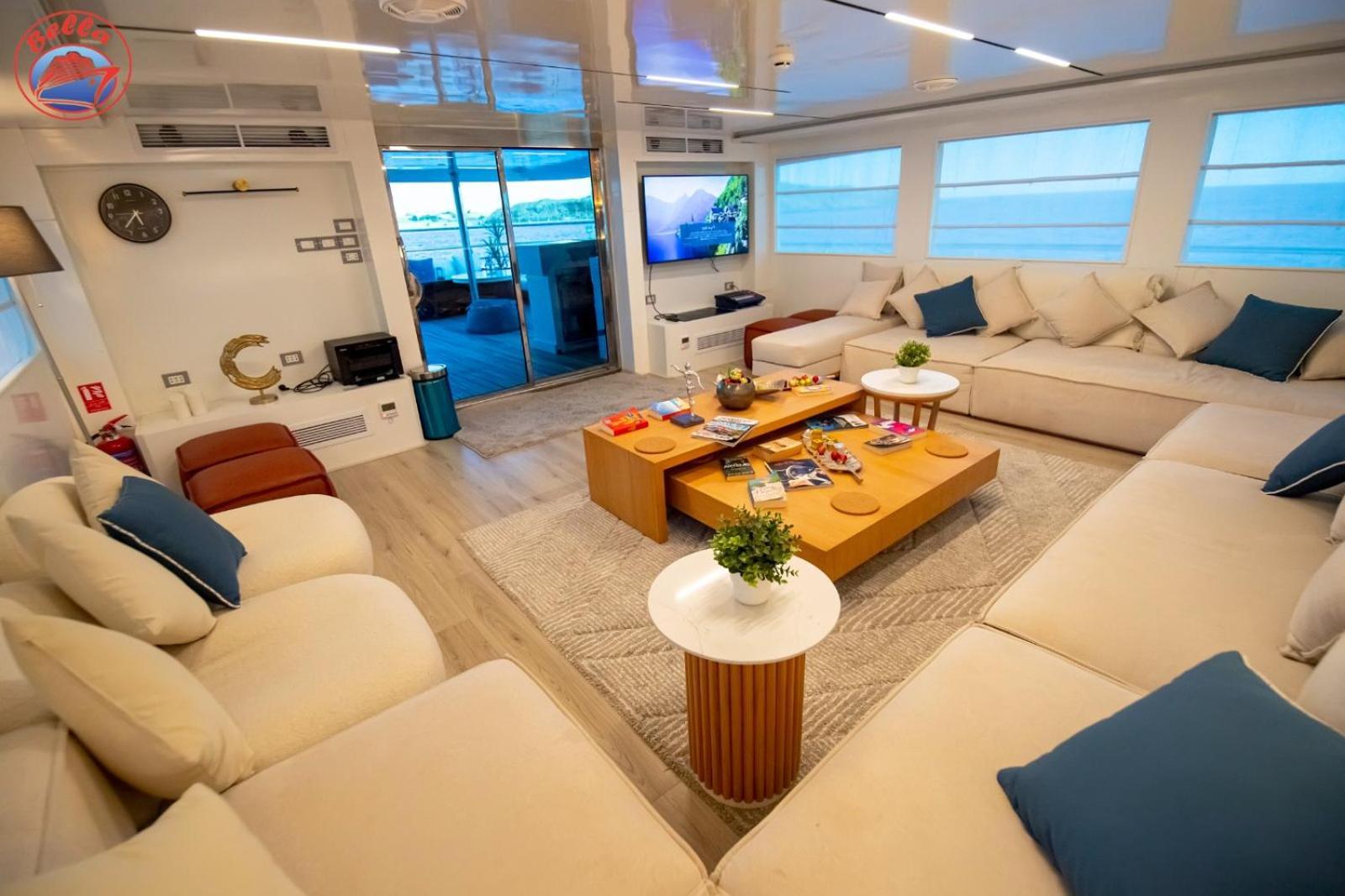 Bella Liveaboard *