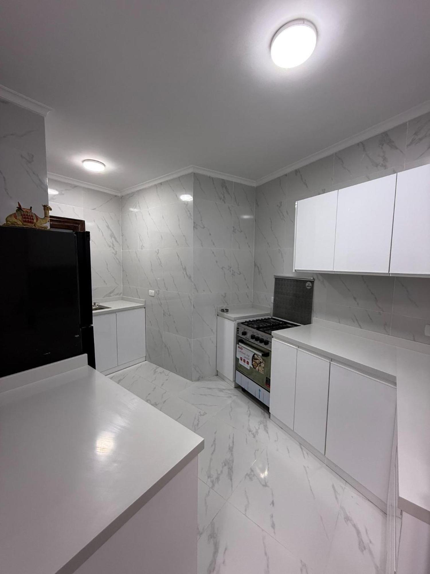Apartment Spacious & Modern 3 Bedroom Well Located Delta