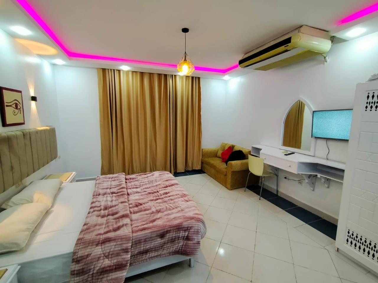 Delta 202-34 Apartment *