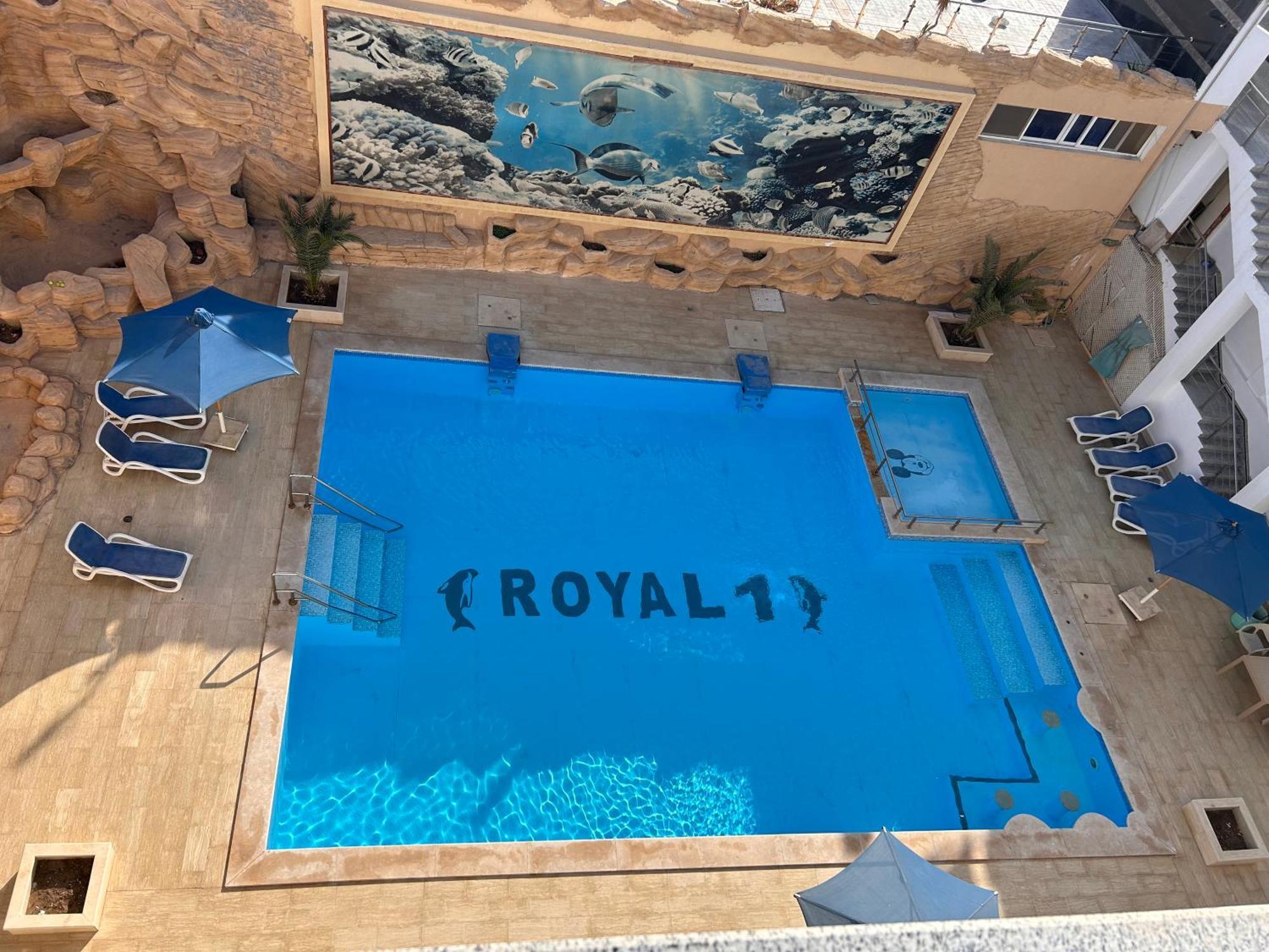 Beautiful 3-bedroom On The Ground Floor With Personal Backyard Area And Terrace With Direct Pool Access And Pool View Apartment Sharm el-Sheikh
