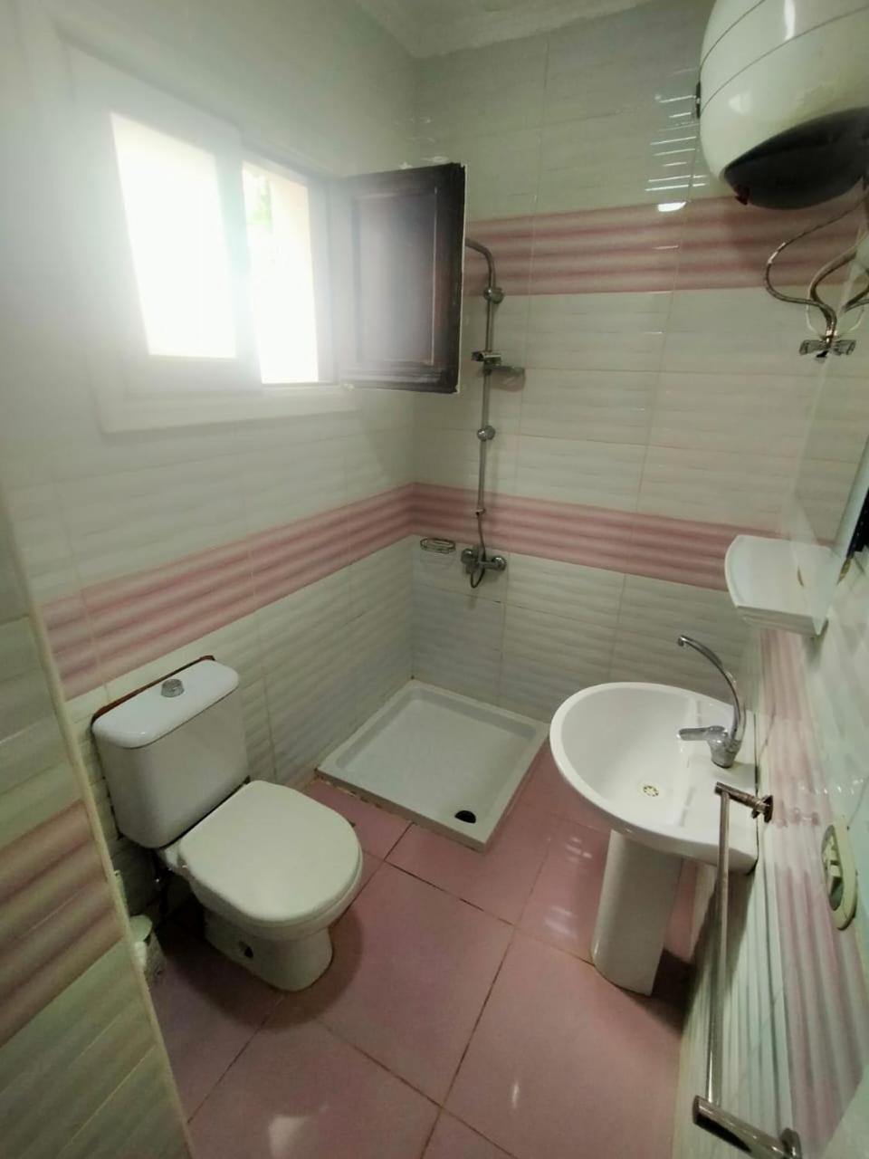 Delta 106-40 Apartment *