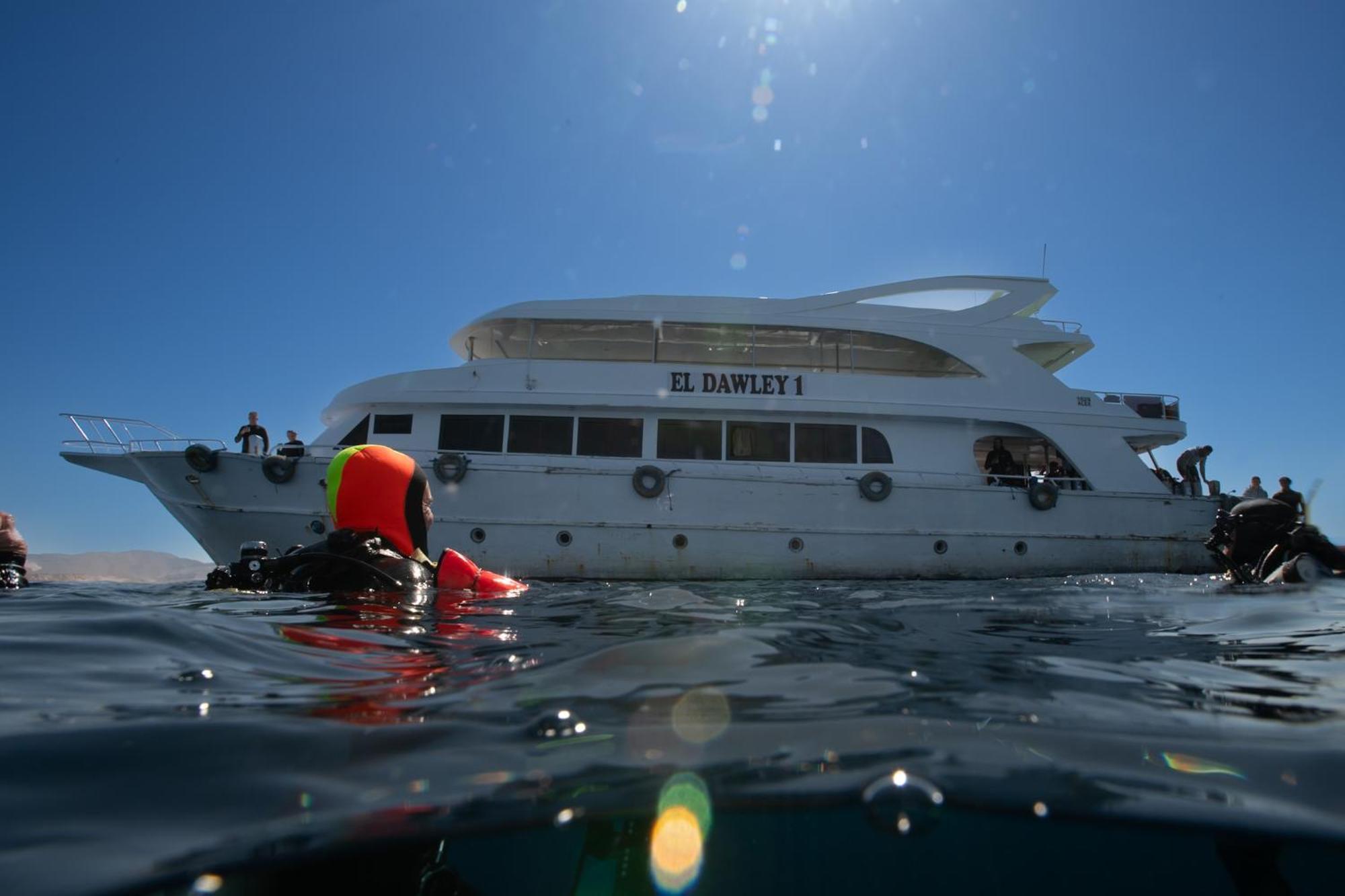 Cinderella Eldawley Dive Center Botel