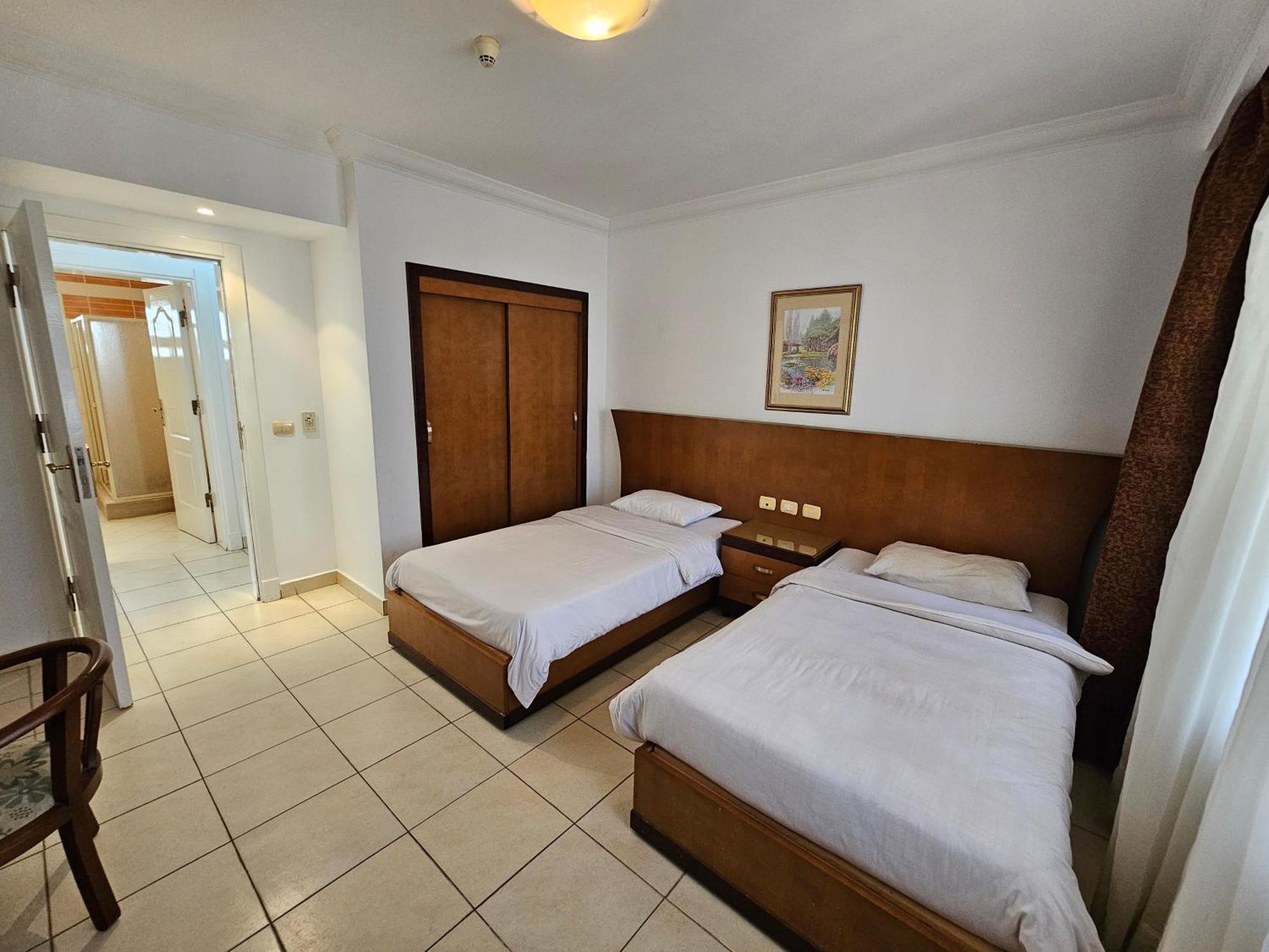 Apartment Delta - Swimming Pools Access *