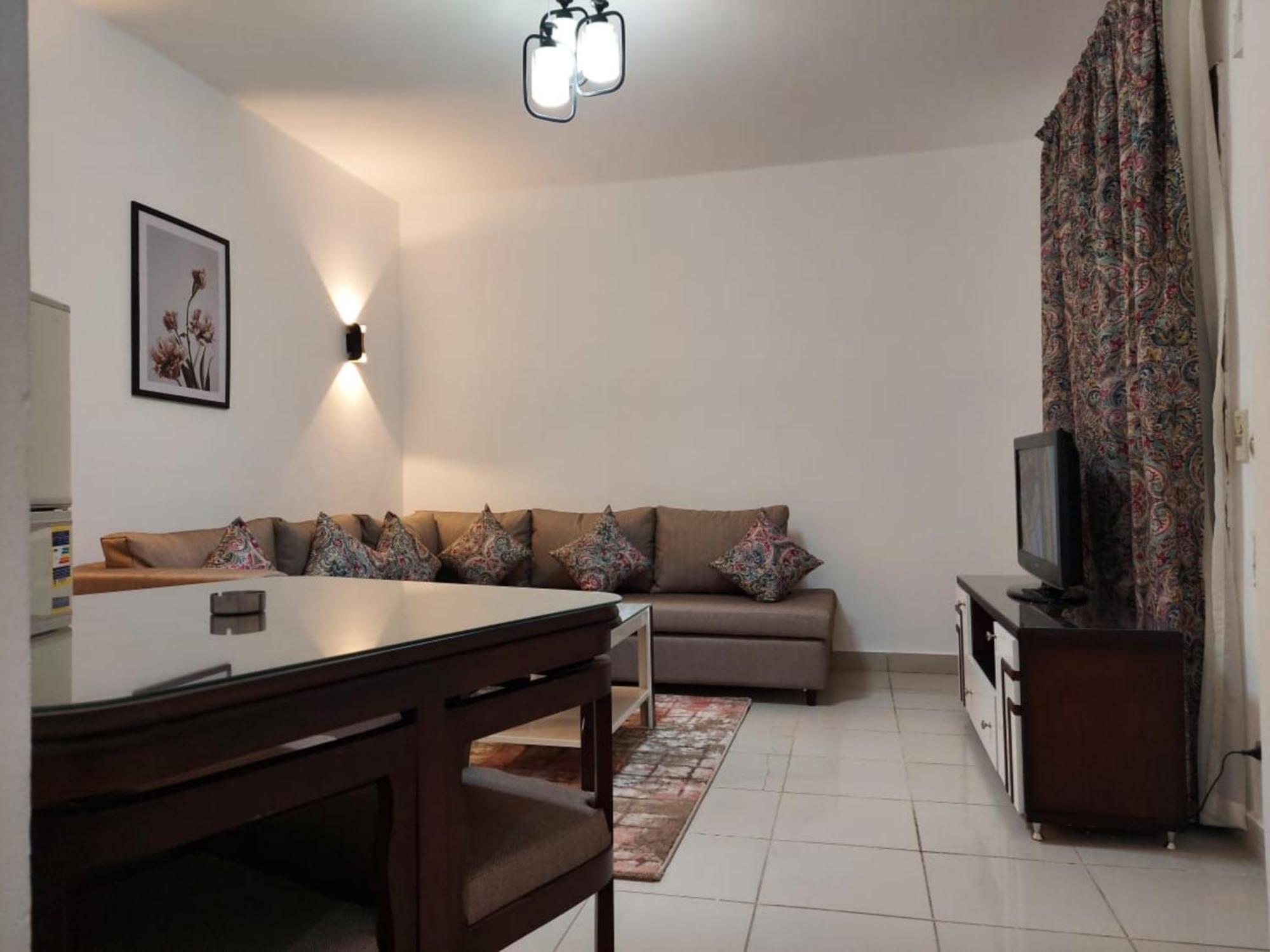 Apartment Delta - Swimming Pools Access *