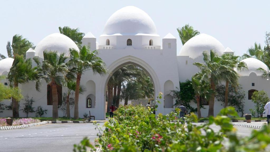 Luxury At Domina Coral Bay & Casino Apartment