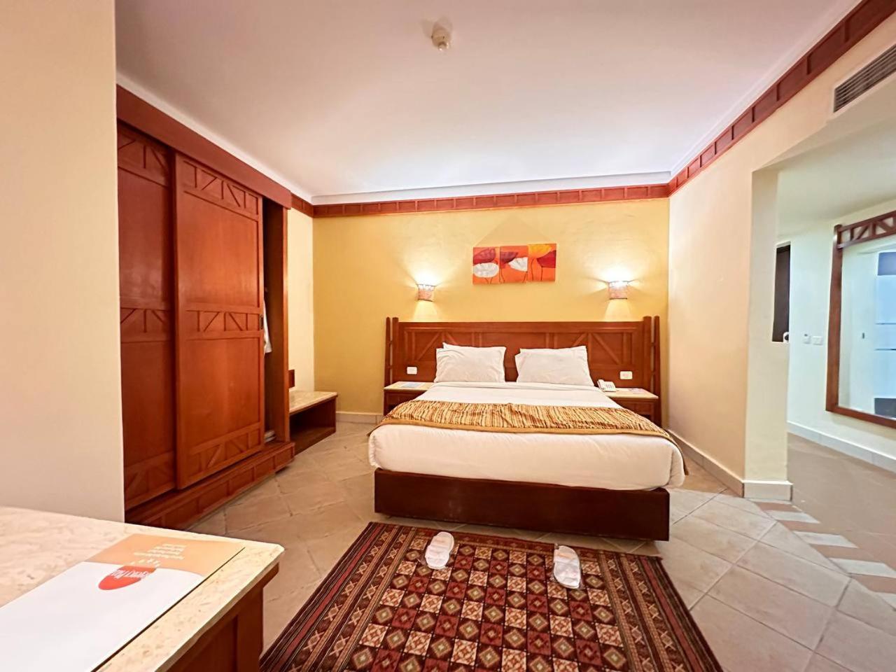 Romance Regency Club (adults Only)
