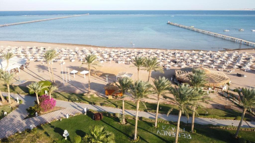 Royal Regency Club Hotel 5*