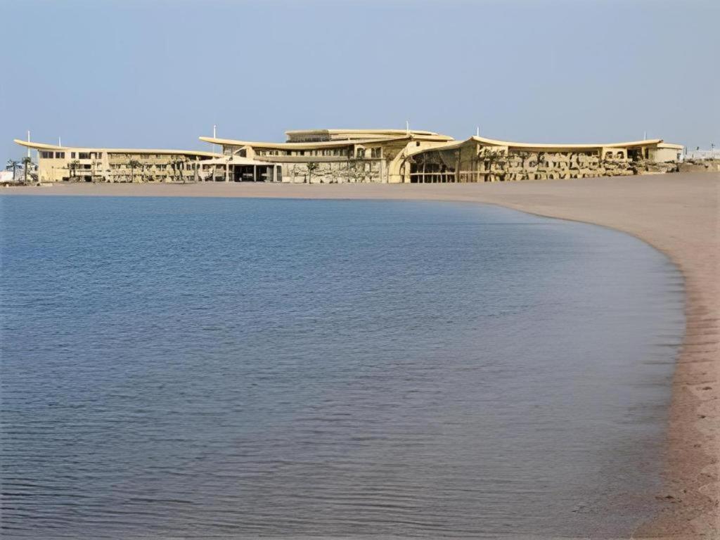 Hotel Tiran