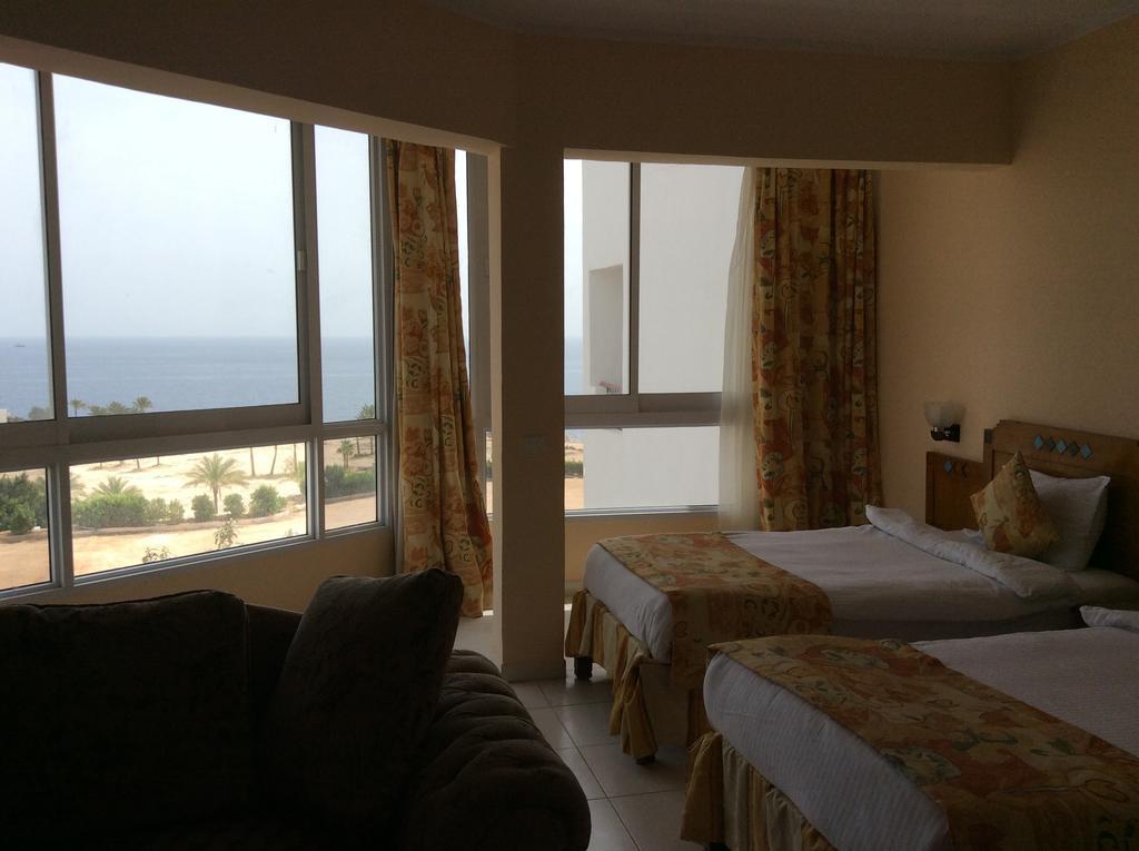 Le Mirage New Tower