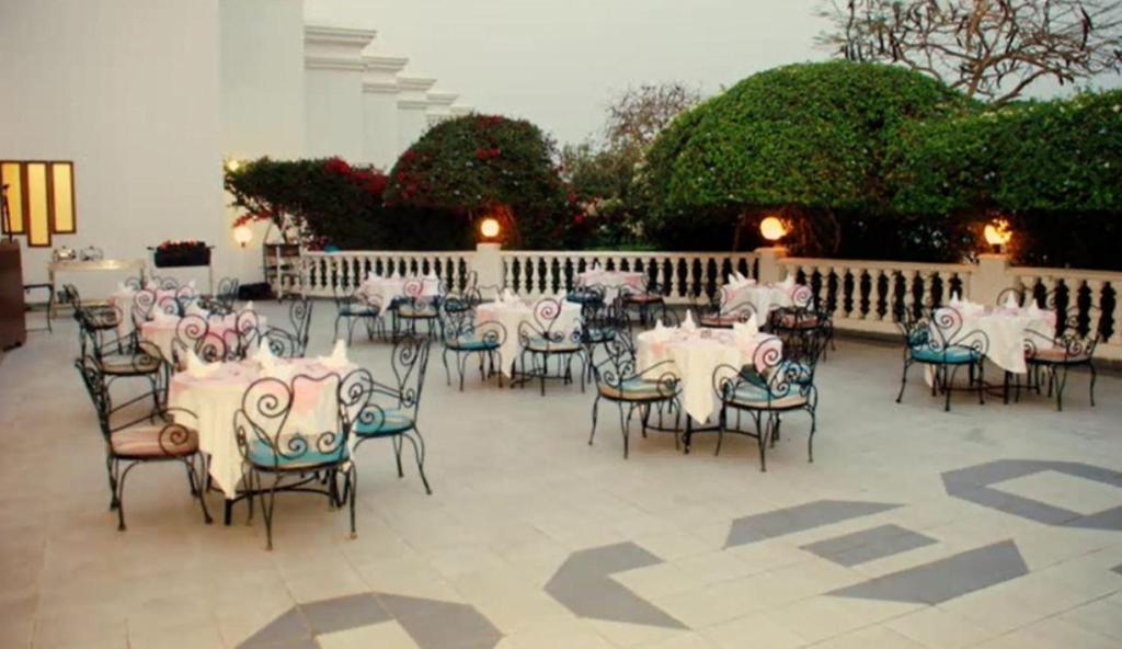 Royal Paradise Hotel