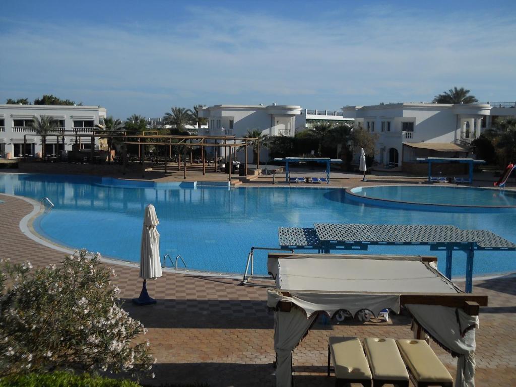 Royal Paradise Hotel 4*