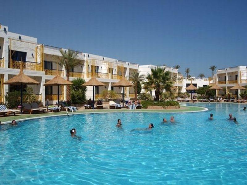 Jaz Neo Naama Bay