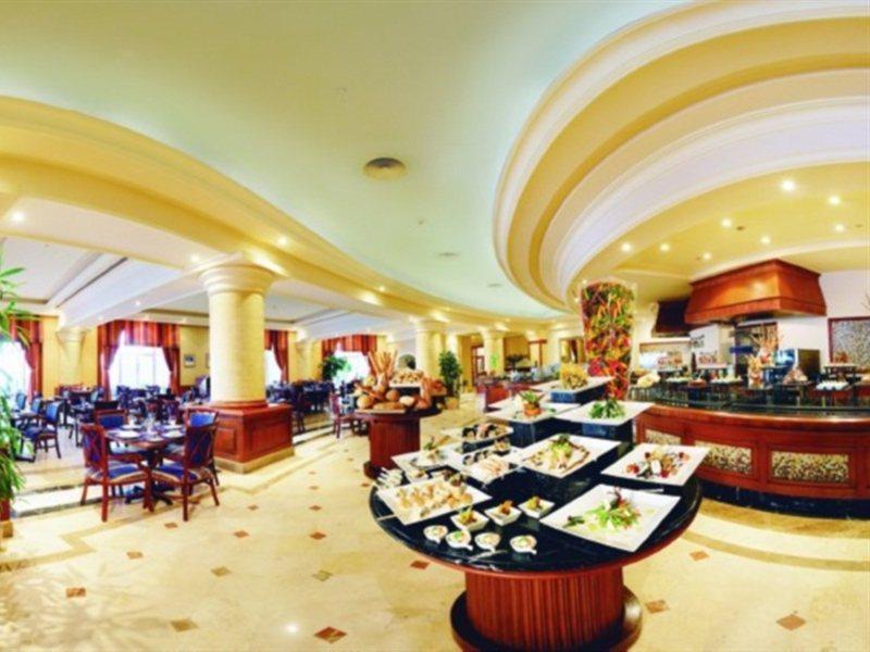 Renaissance Sheikh Golden View Beach