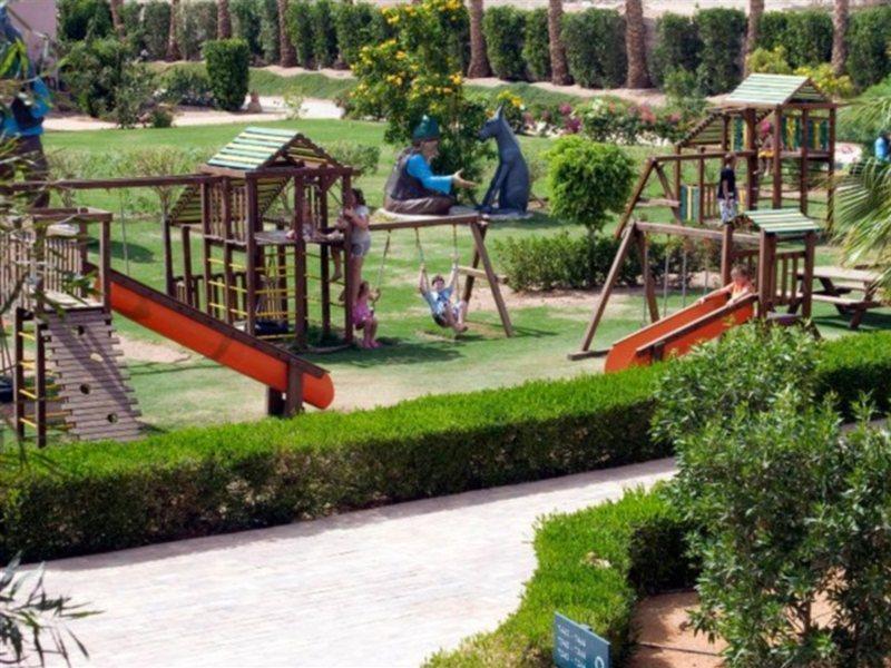 Parrotel Aqua Park