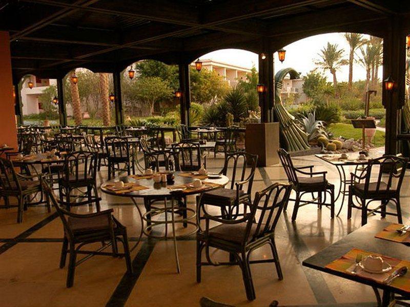 Resort Parrotel Beach 5*