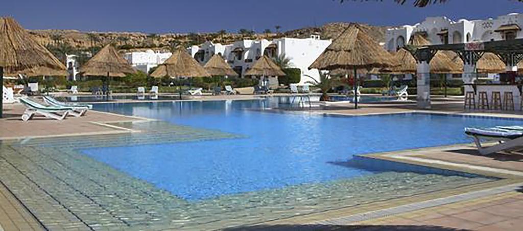 Royal & Casino Resort 5*