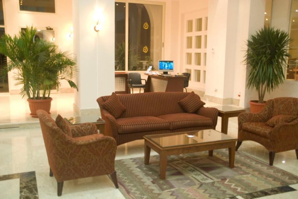 Hotel Tropicana Grand Azure 5*