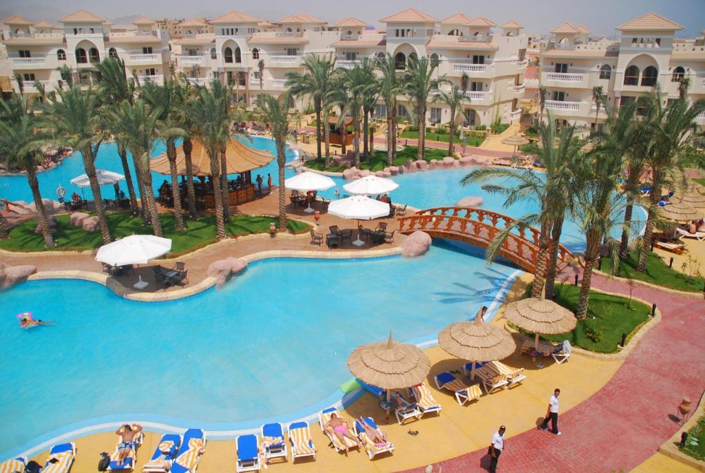Tropicana Grand Azure