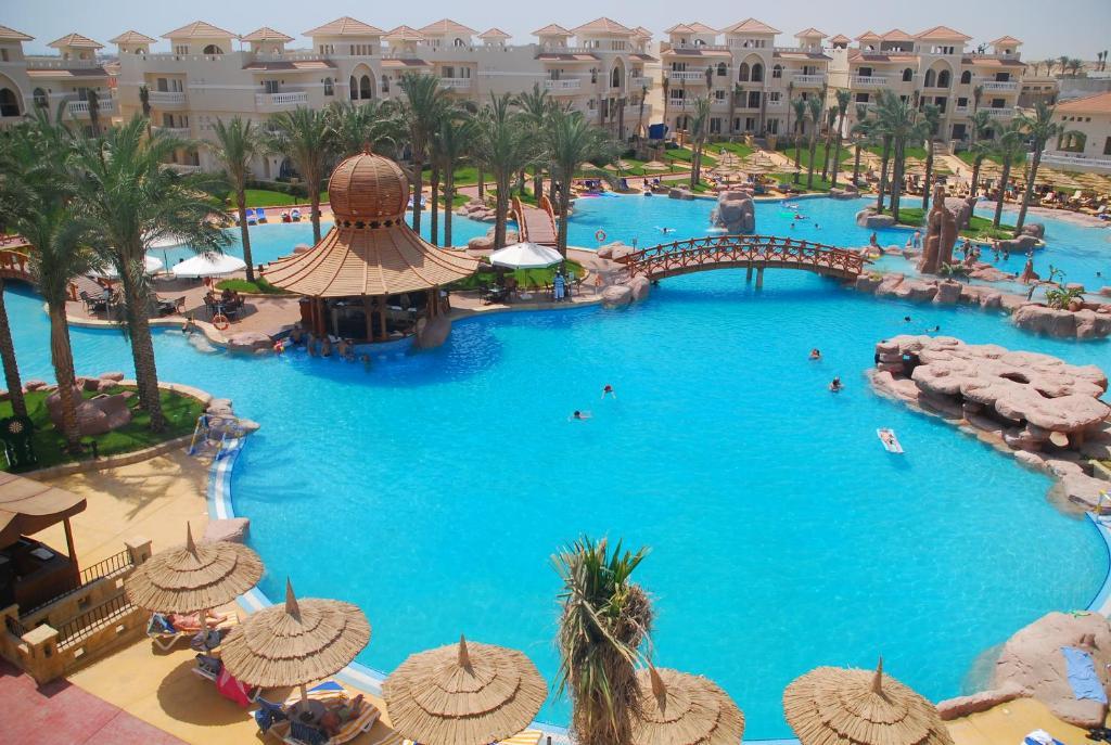 Hotel Tropicana Grand Azure