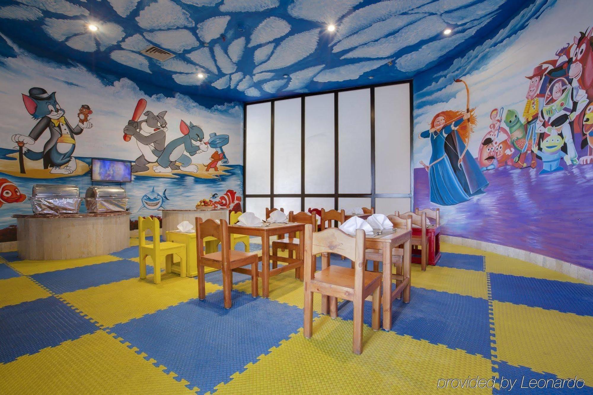 Resort Parrotel Aqua Park 4*