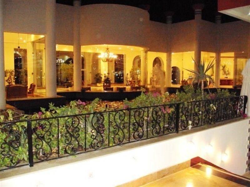 Hotel Savita & 5*