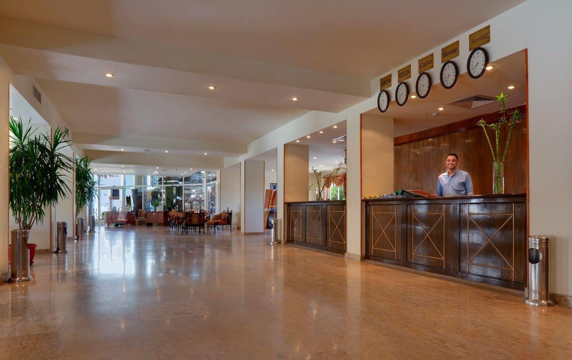 Hotel Fantazia 4*