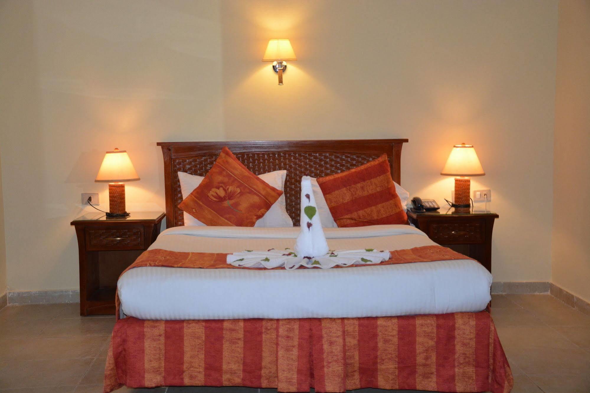 Le Mirage New Tiran 4*