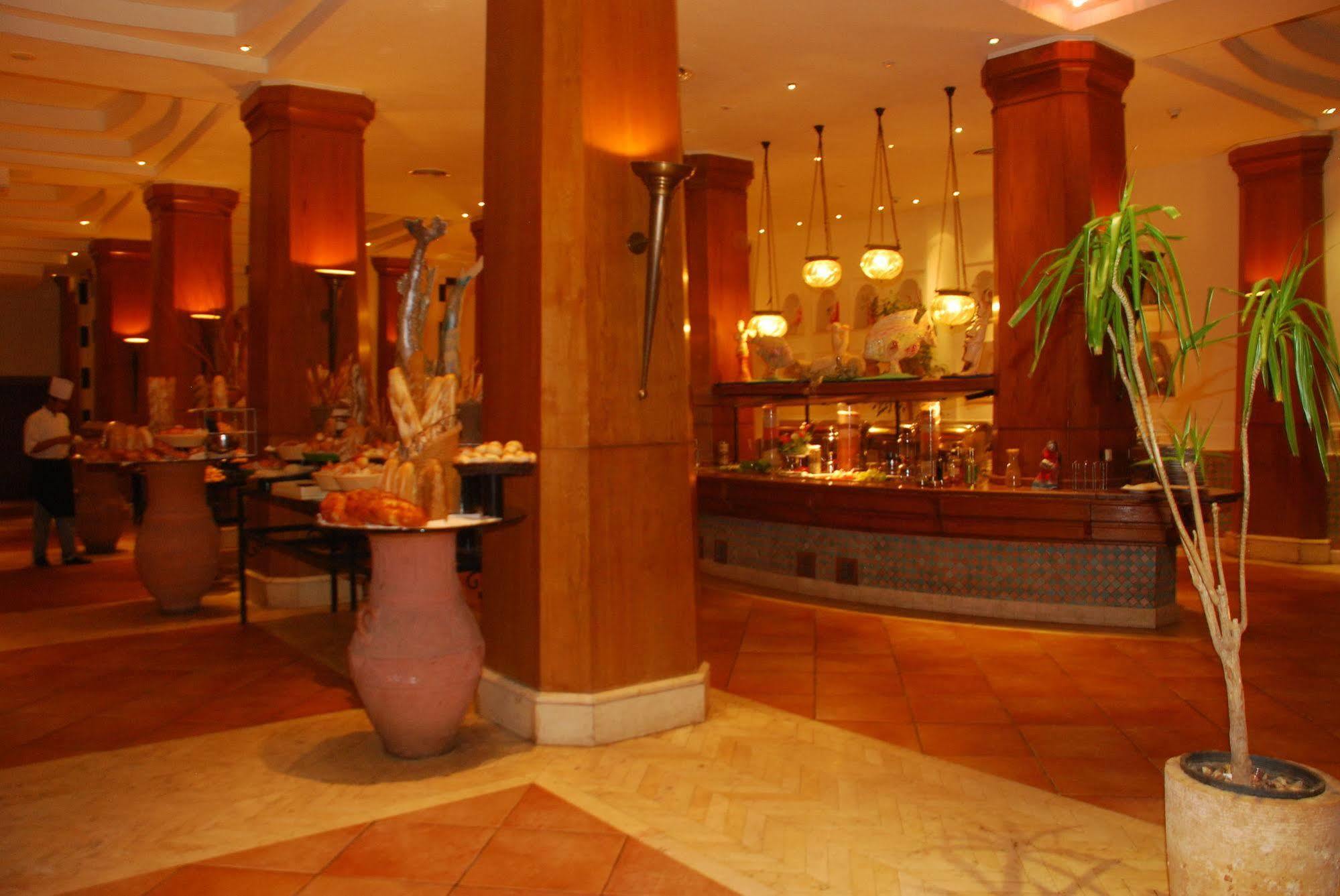 Hotel The Plaza 5*