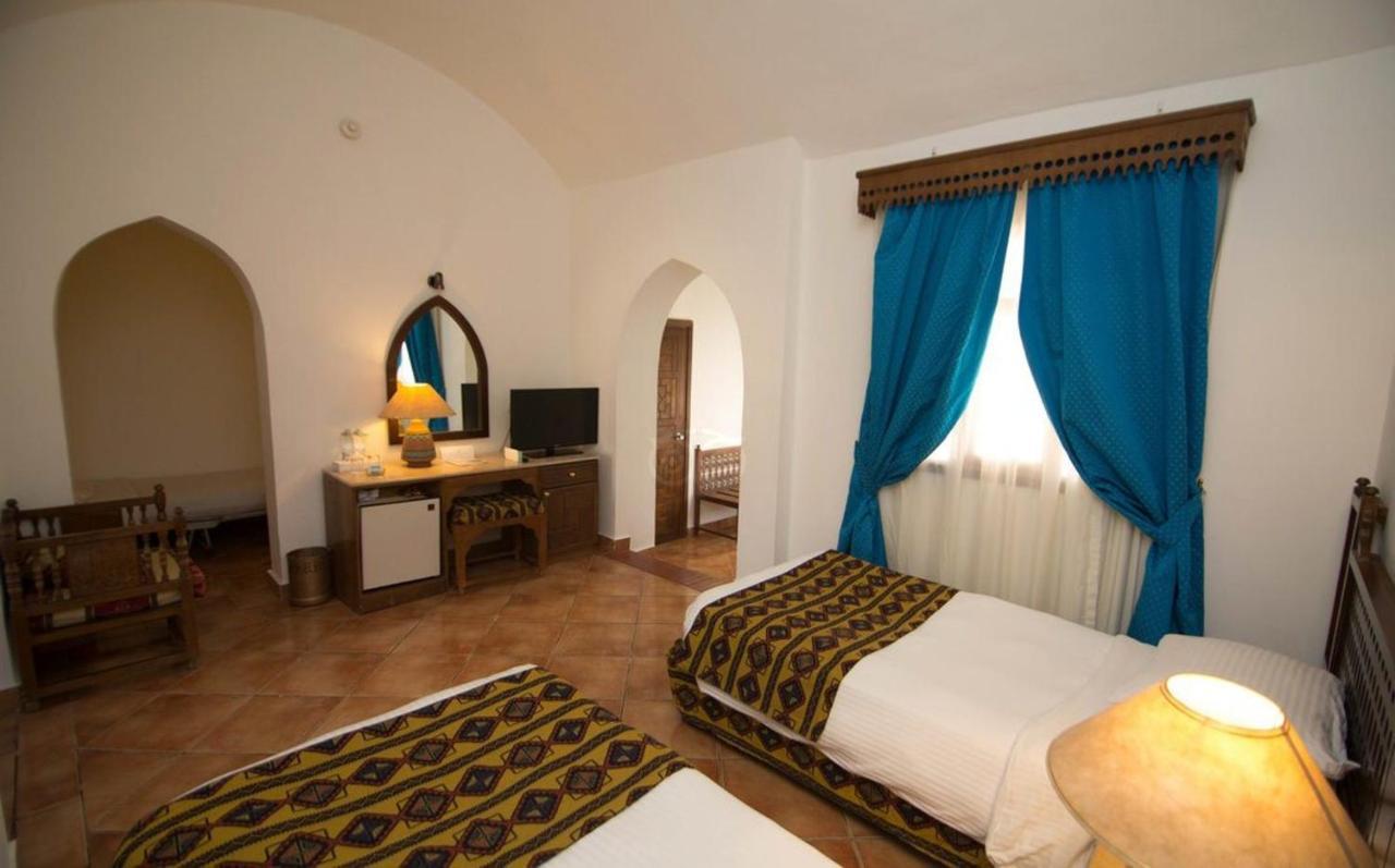 Royal & Casino Resort 5*