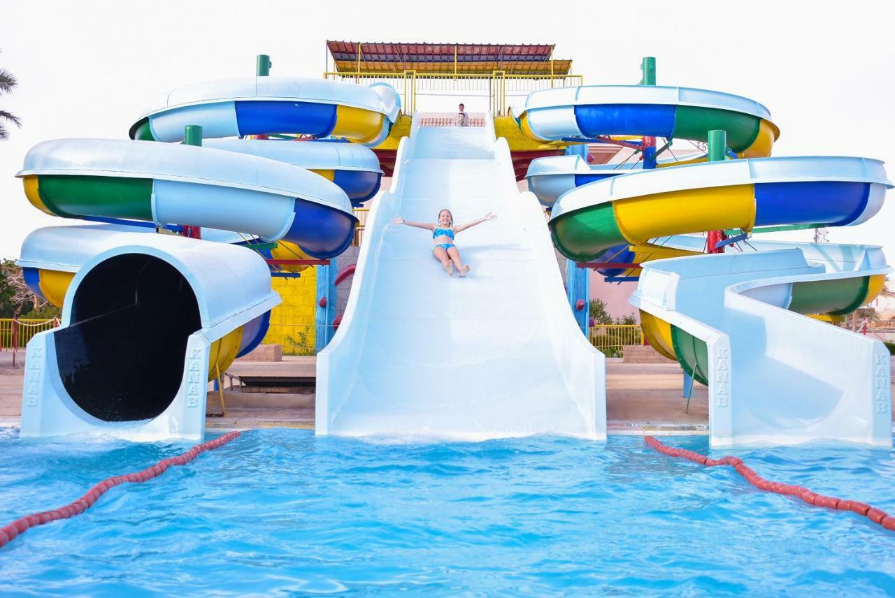 Resort Parrotel Aqua Park